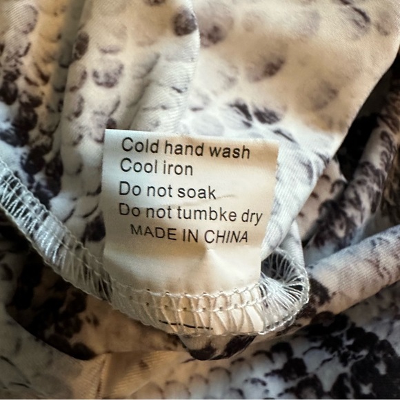 *PRINCESS POLLY* White Viper One Shoulder Bodysuit - Picture 8 of 10